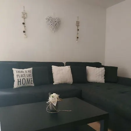 Ubytovani Az Pro 7 Osob V Klidne Oblasti Holiday home
